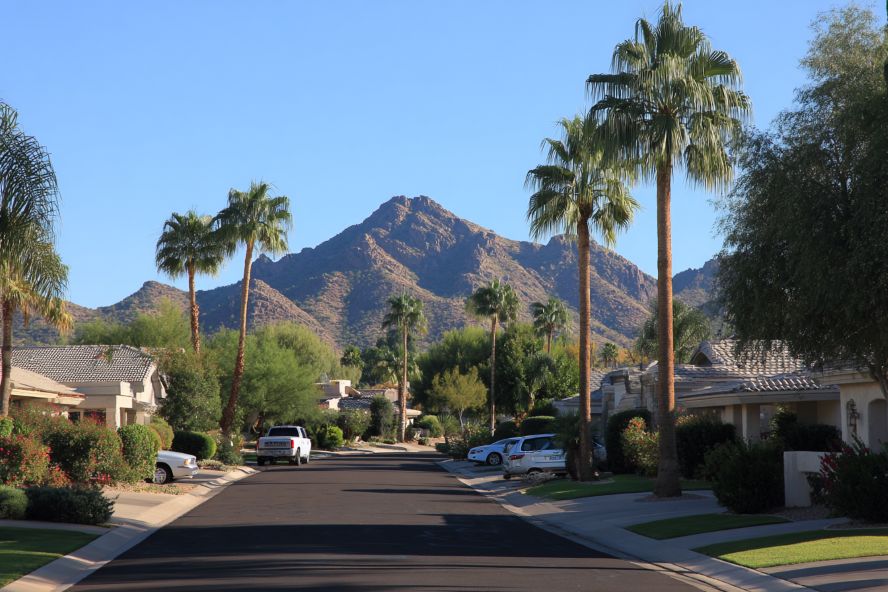 Arizona HOA Buying Guide: Fees, Rules, Disclosures & Traps